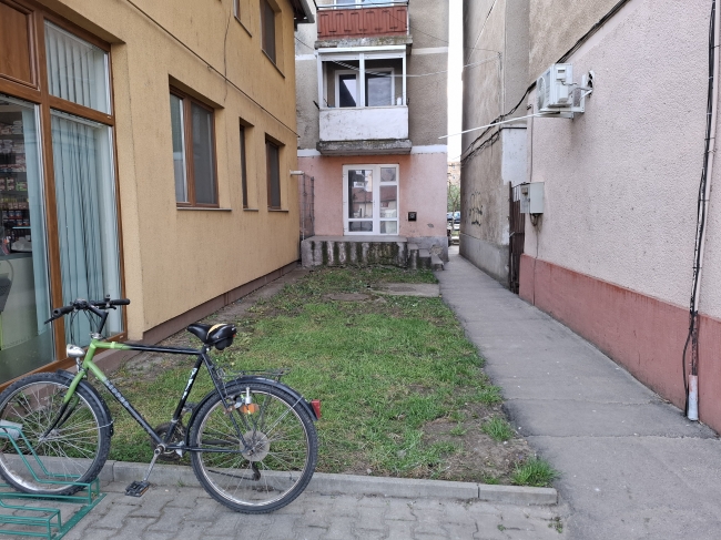 De vanzare apartament cu doua camere De vanzare apartament cu doua camere